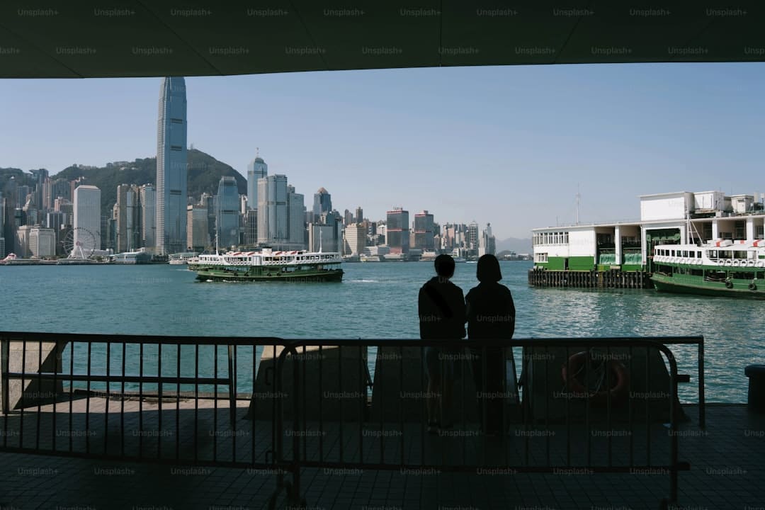 十六位美团骑手受邀观礼阅兵，美团员工代表参加受阅方队